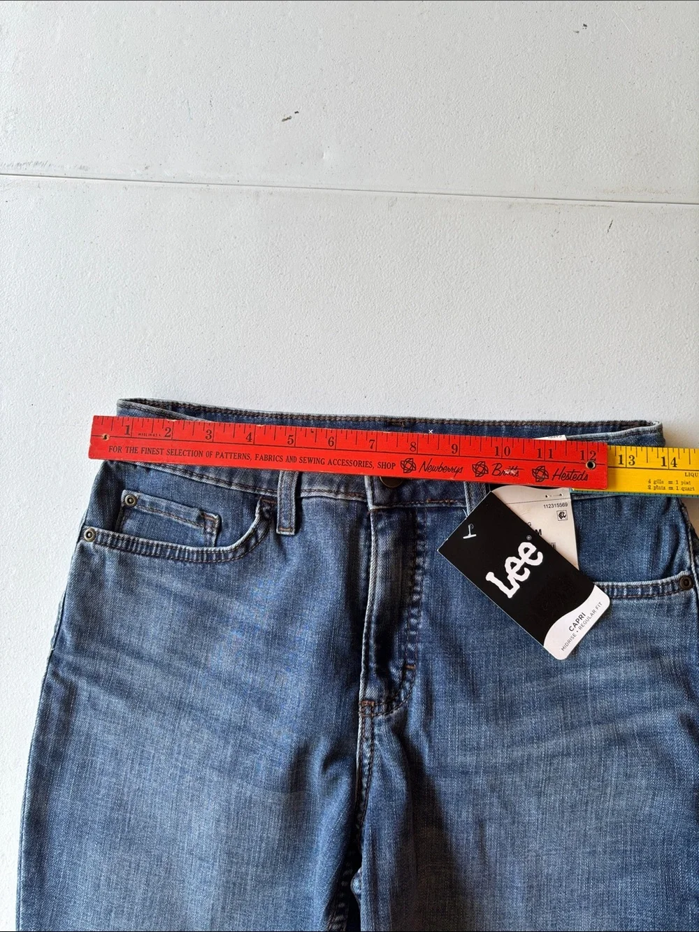 Lee relaxed capri